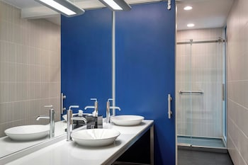 Room, 2 Queen Beds, Hearing Accessible