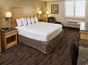 Deluxe Room, 1 King Bed, Non Smoking