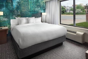 Room, 2 Queen Beds (Mobility/Hearing Accessible, Tub)