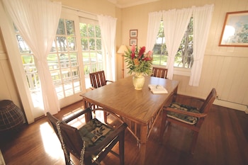 Coast Cottage, 2 Bedroom, Oceanfront (King + Queen or King + 2 Twins)