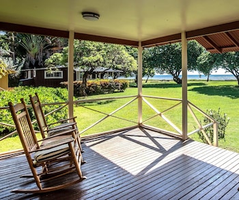 Coast Cottage, 1 Bedroom, Oceanfront (King or Queen)
