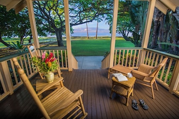 Coast Cottage, 2 Bedroom, Oceanfront (King + Queen or King + 2 Twins)