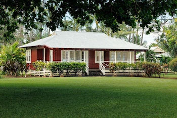 Cast Cottage, 2 Bedroom, Ocean View (King + Queen or King + 2 Twins)
