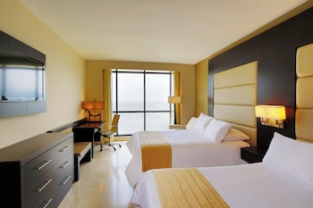 Premium Room, 2 Queen Beds, Ocean View (High Floor)