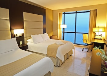 Premium Room, 2 Queen Beds, Ocean View (High Floor)