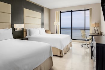 Premium Room, 2 Queen Beds, Ocean View (High Floor)