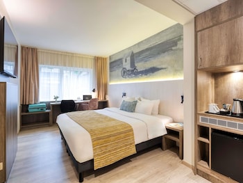 Superior Room, 1 Double Bed, City View