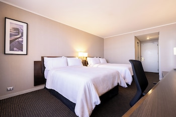 Standard Room, 2 Queen Beds, Ocean View