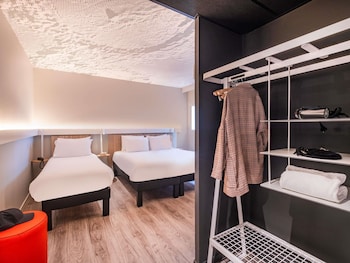 Standard Room, Multiple Beds