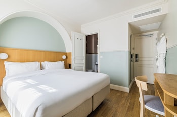 Superior Room with Balcony