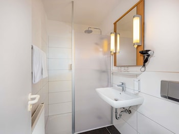 Standard Room, 2 Twin Beds