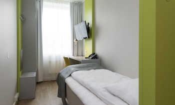 Basic Single Room, Non Smoking (Small)