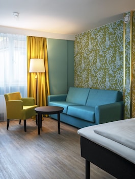Family Room, 1 Double Bed with Sofa bed, Non Smoking (Standard)