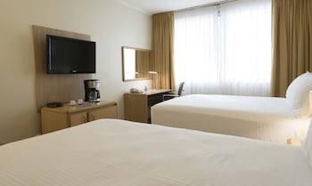 Standard Room, 2 Twin Beds, Smoking