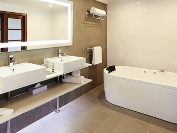 Executive Suite, 1 King Bed