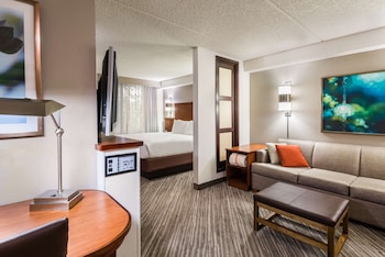 Standard Room, 1 King Bed