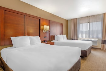 Standard Room, 2 Queen Beds, Non Smoking