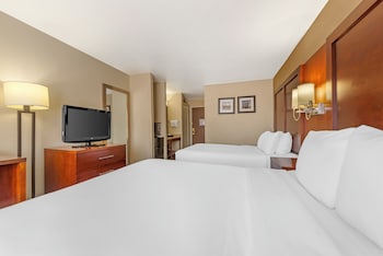 Standard Room, 2 Queen Beds, Non Smoking