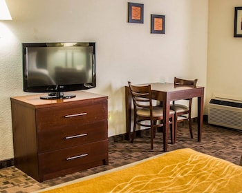 Standard Room, 2 Queen Beds, Non Smoking