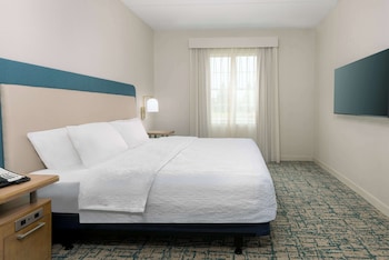Room, 2 Bedrooms, Bathtub (Mobility & Hearing)