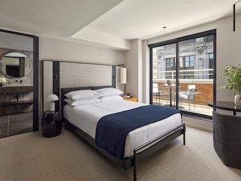 Premium Room, 1 Queen Bed, Balcony (NoMad)