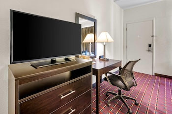 Room, 2 Queen Beds, Non Smoking (Upgrade)