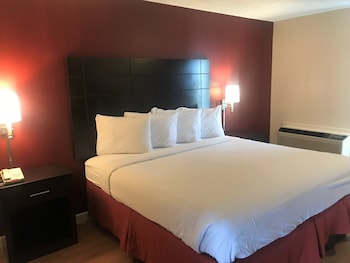 Superior Suite, 1 King Bed, Accessible, Non Smoking