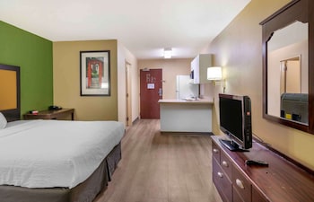 Studio, 1 Queen Bed, Accessible, Non Smoking