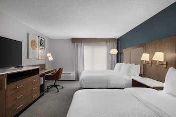 Standard Room, 2 Queen Beds (Lower Level)