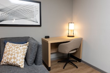 Room (Two Queens and Sofa Bed)
