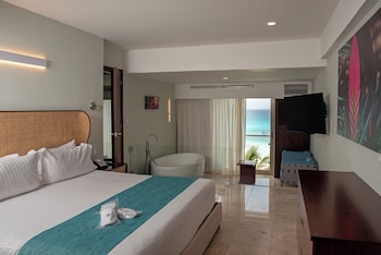 Family Studio Suite, Ocean View