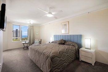 2 Bedroom Ocean View Apartment
