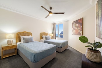 2 Bedroom Ocean View Apartment