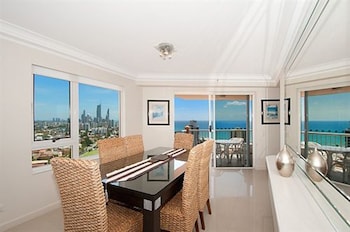 2 Bedroom Ocean View Apartment