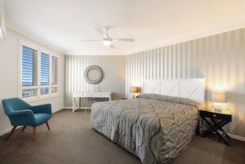 3 Bedroom Ocean View Premier Apartment