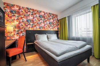 Standard Room, 1 Queen Bed, Non Smoking