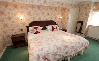 Superior Double Room, 1 King Bed, Hill View
