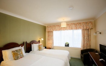 Superior Twin Room, Hill View