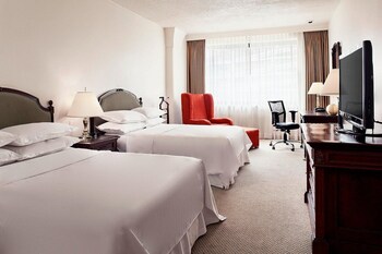 Standard Room, 2 Queen Beds, Non Smoking