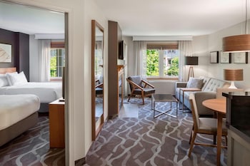 Suite, 1 Bedroom, Fireplace