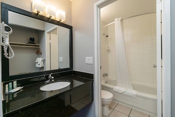 Room, 2 Queen Beds, Non Smoking