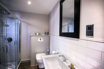 Suite, 1 King Bed, Non Smoking (Manor House Suite)