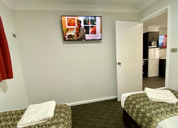Executive Suite, Multiple Beds, Non Smoking, Kitchen (Full Kitchen)