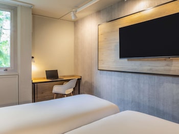 Standard Room, 2 Twin Beds