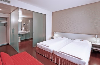 Business Triple Room