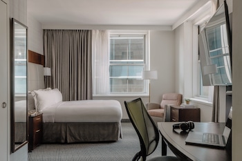 Superior Room, 1 Queen Bed, Kitchenette