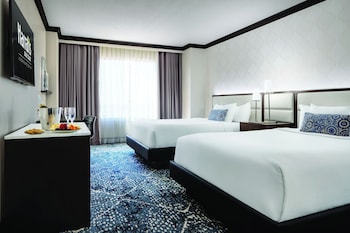 Deluxe Room, 2 Queen Beds, Non Smoking