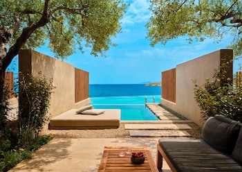Infinity Lagoon Suite with Private Pool