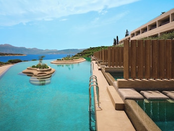 Infinity Lagoon Suite with Private Pool