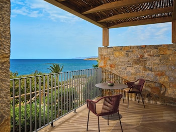 Zen Beachfront Bungalow